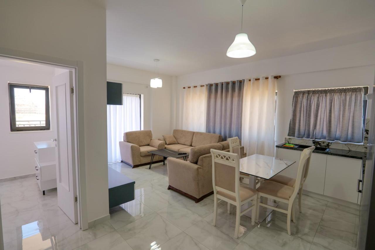 Arijons Apartments Sarandë Esterno foto